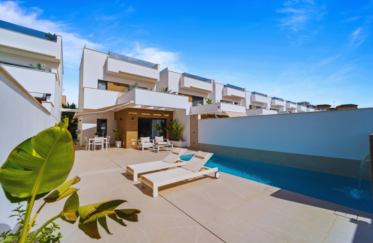Reventa - Villa - Los Montesinos - La Herrada