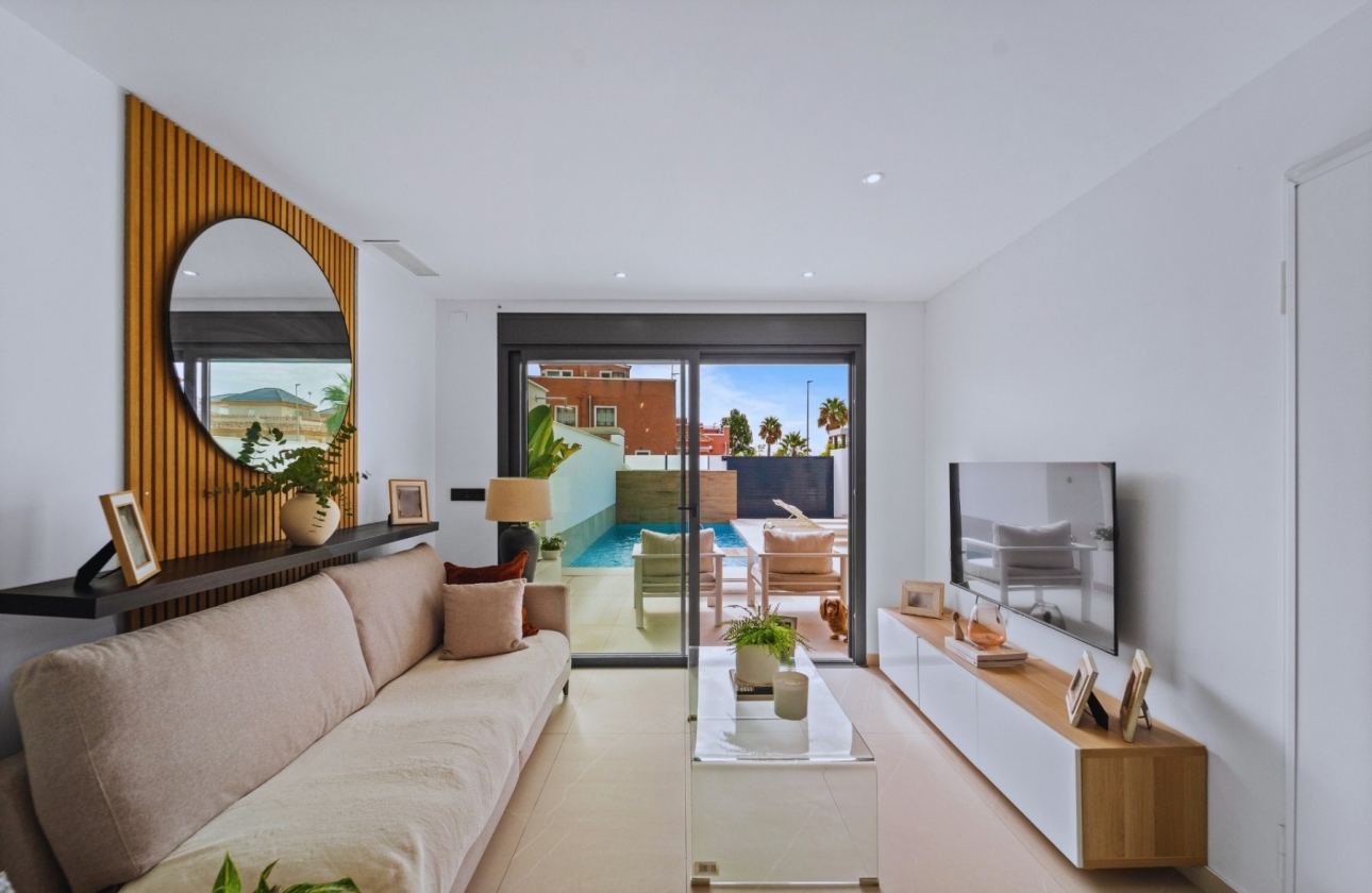 Reventa - Villa - Los Montesinos - La Herrada