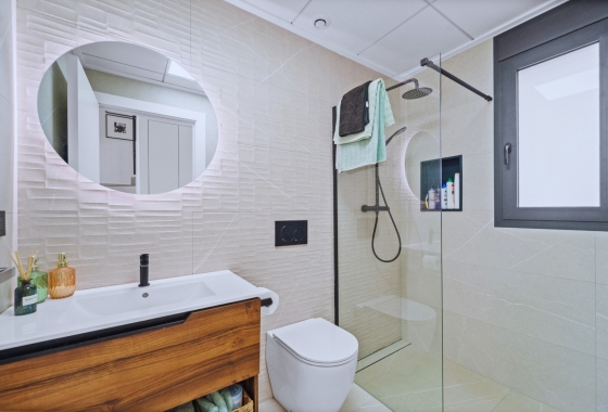 Reventa - Villa - Los Montesinos - La Herrada