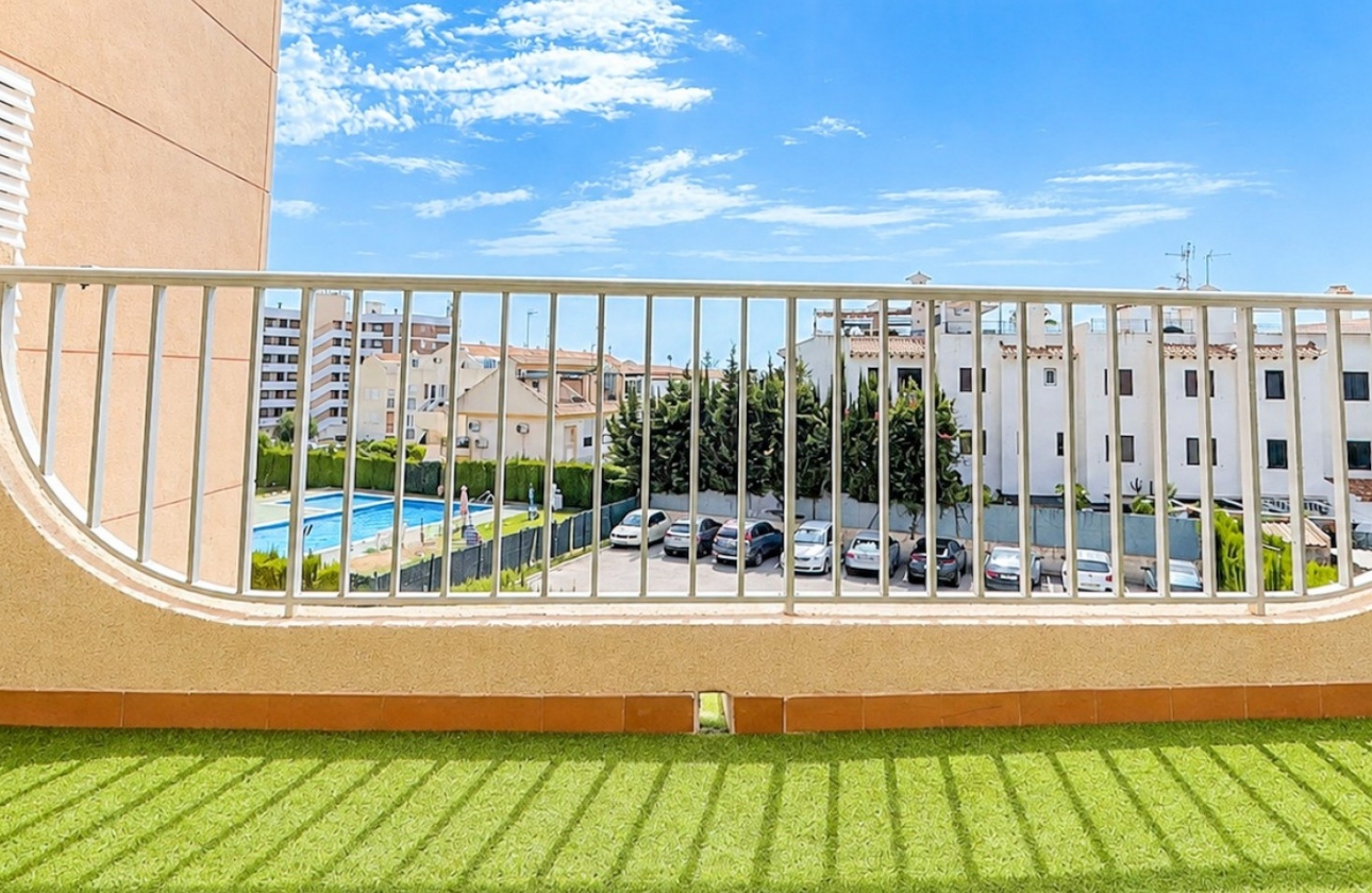 Wiederverkauf - Wohnung - Orihuela Costa - Cabo Roig