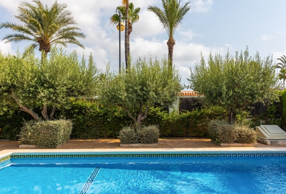 Resale - Villa - Torrevieja - Playa Los Locos
