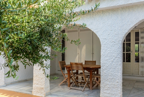 Resale - Villa - Torrevieja - Playa Los Locos