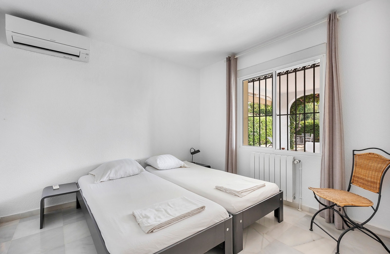 Resale - Villa - Torrevieja - Playa Los Locos
