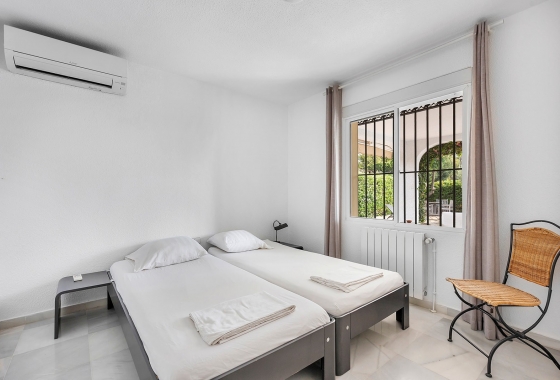 Resale - Villa - Torrevieja - Playa Los Locos