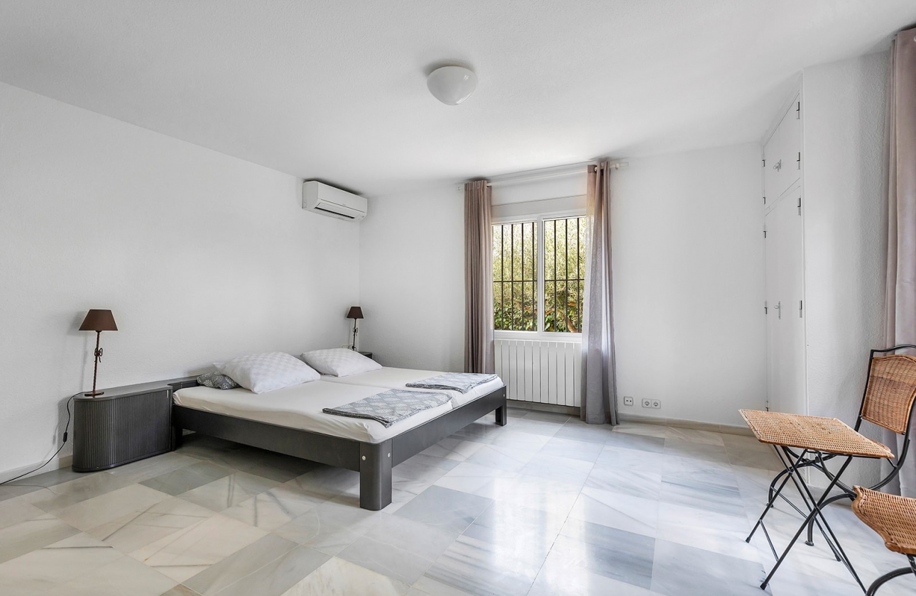 Resale - Villa - Torrevieja - Playa Los Locos