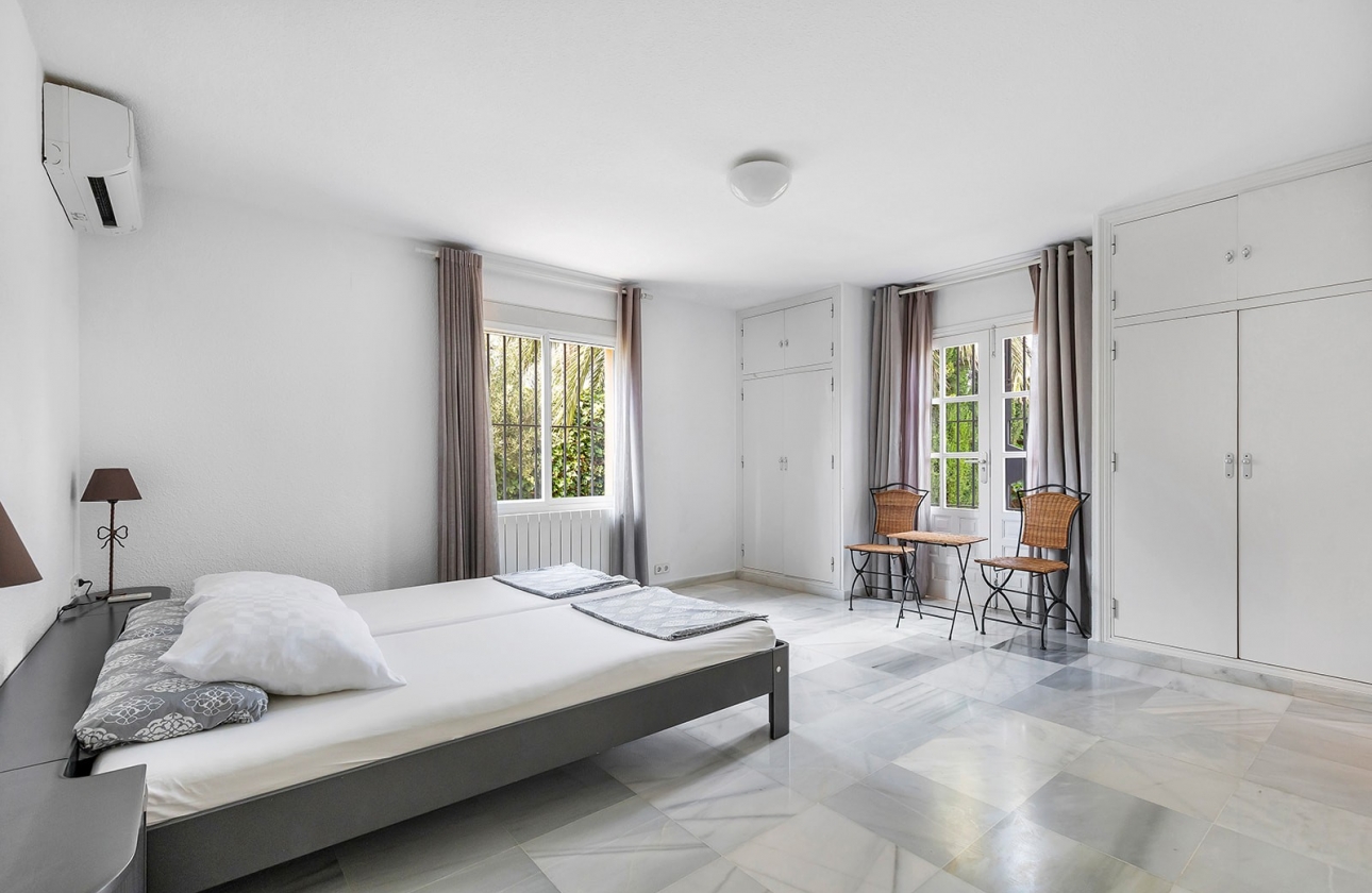 Resale - Villa - Torrevieja - Playa Los Locos