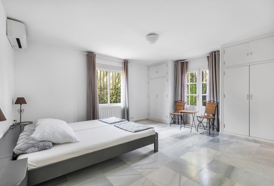 Resale - Villa - Torrevieja - Playa Los Locos
