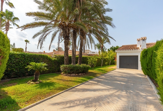 Resale - Villa - Torrevieja - Playa Los Locos