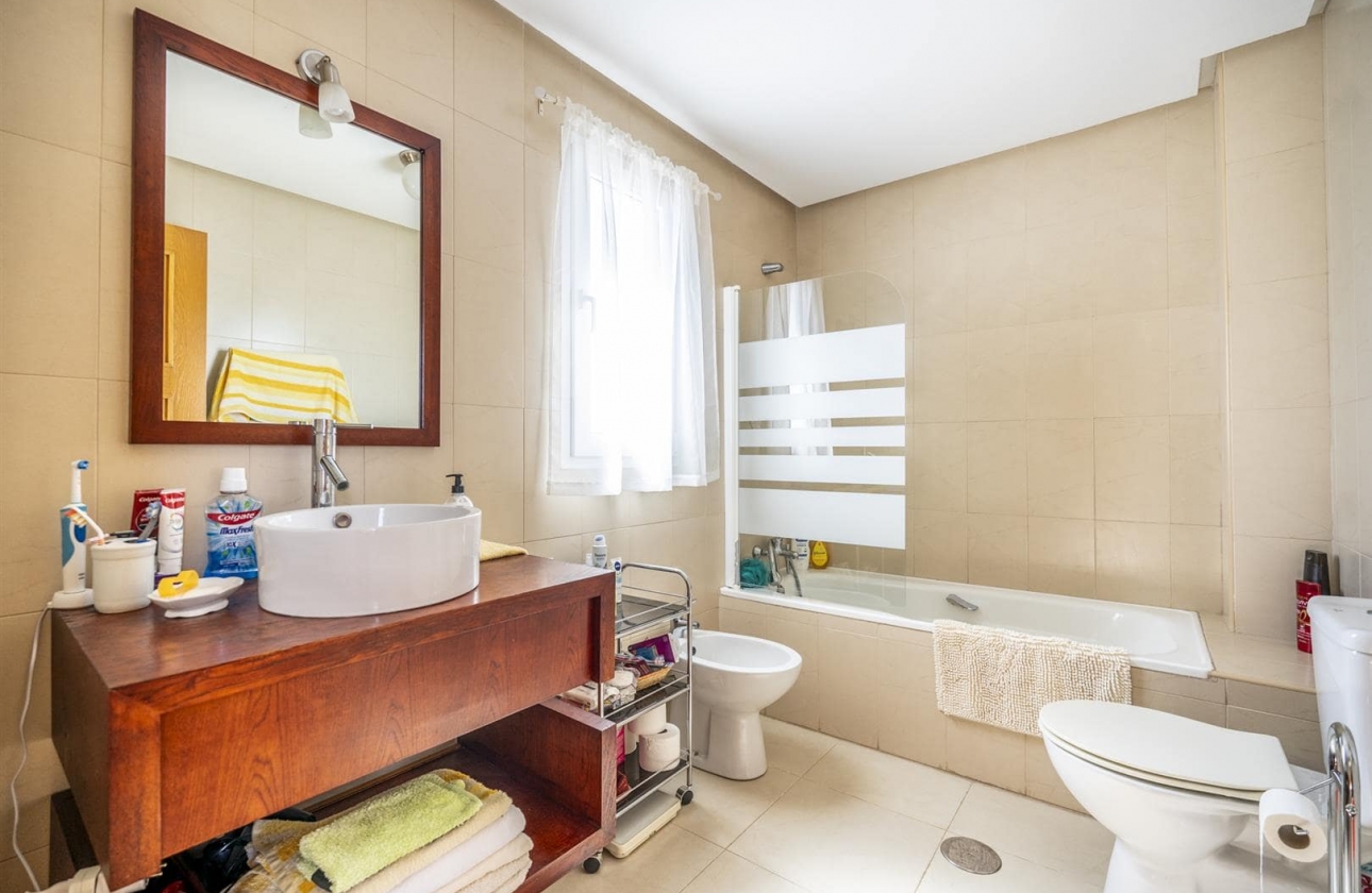 Resale - Villa - La Torre Golf Resort