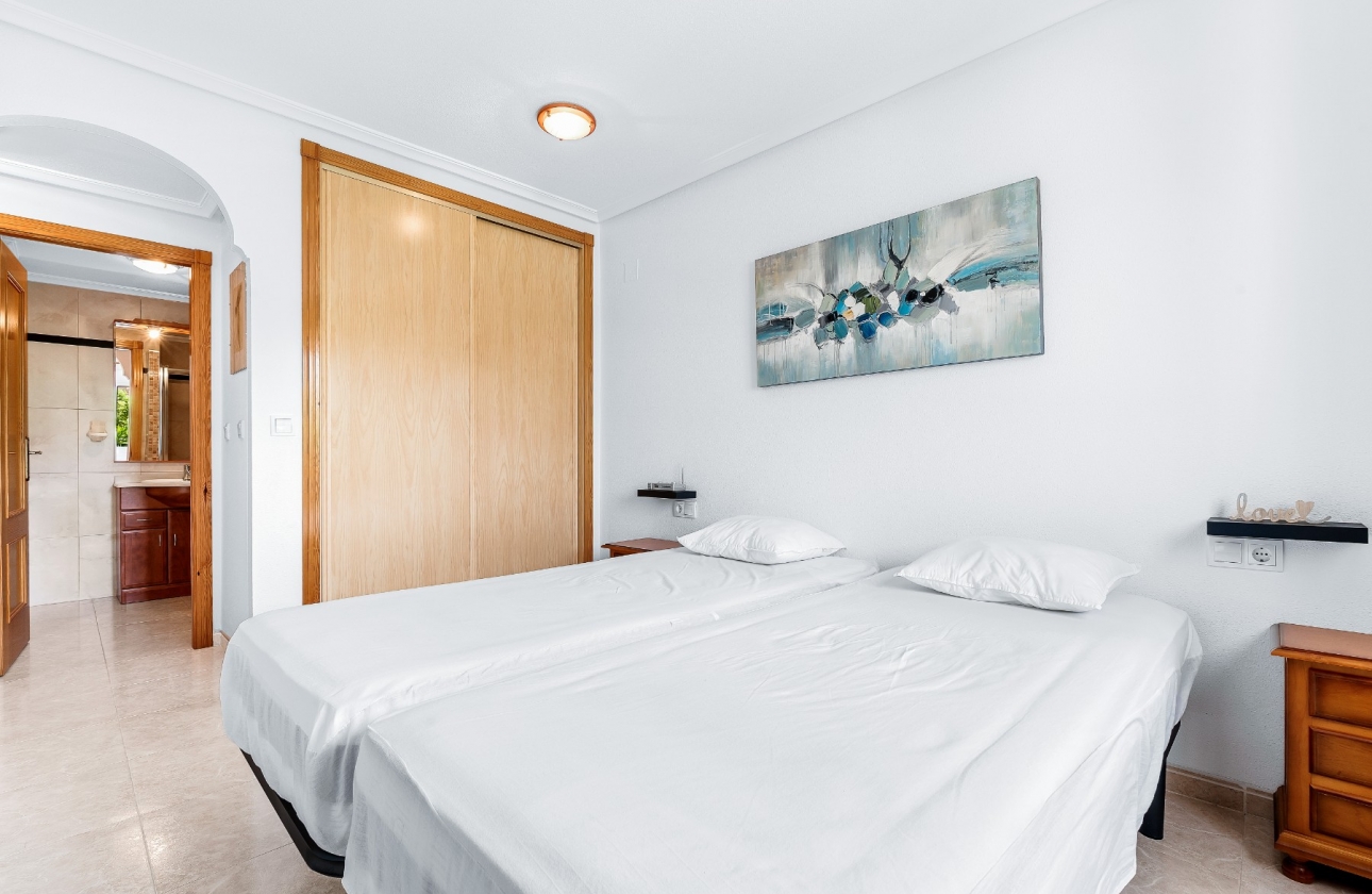 Herverkoop - Appartement / flat - Orihuela Costa - Playa Flamenca