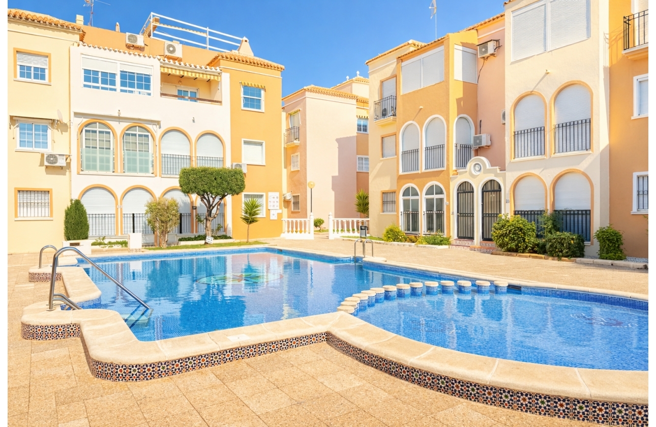Resale - Apartment / flat - Torrevieja - Playa Los Naufragos