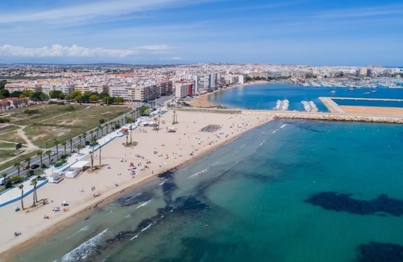 Resale - Apartment / flat - Torrevieja - Playa Los Naufragos