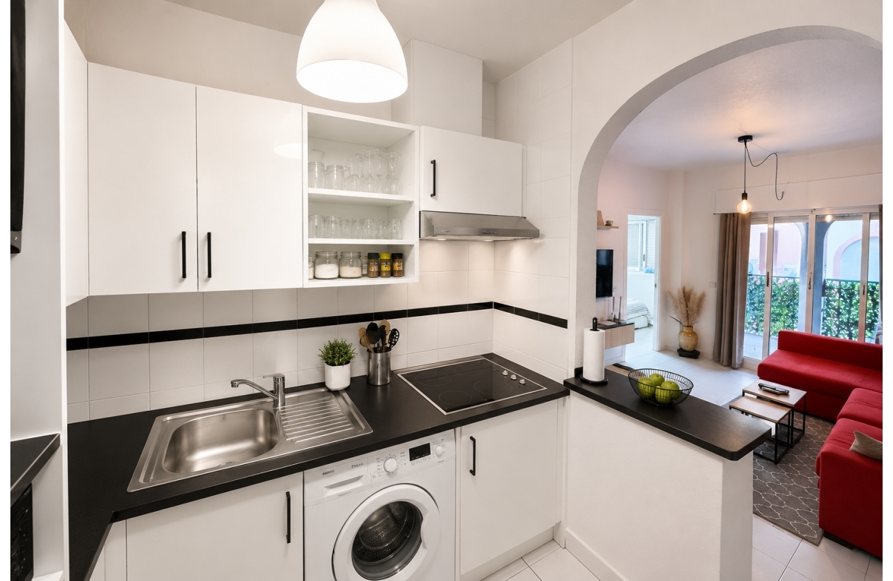 Resale - Apartment / flat - Torrevieja - Playa Los Naufragos