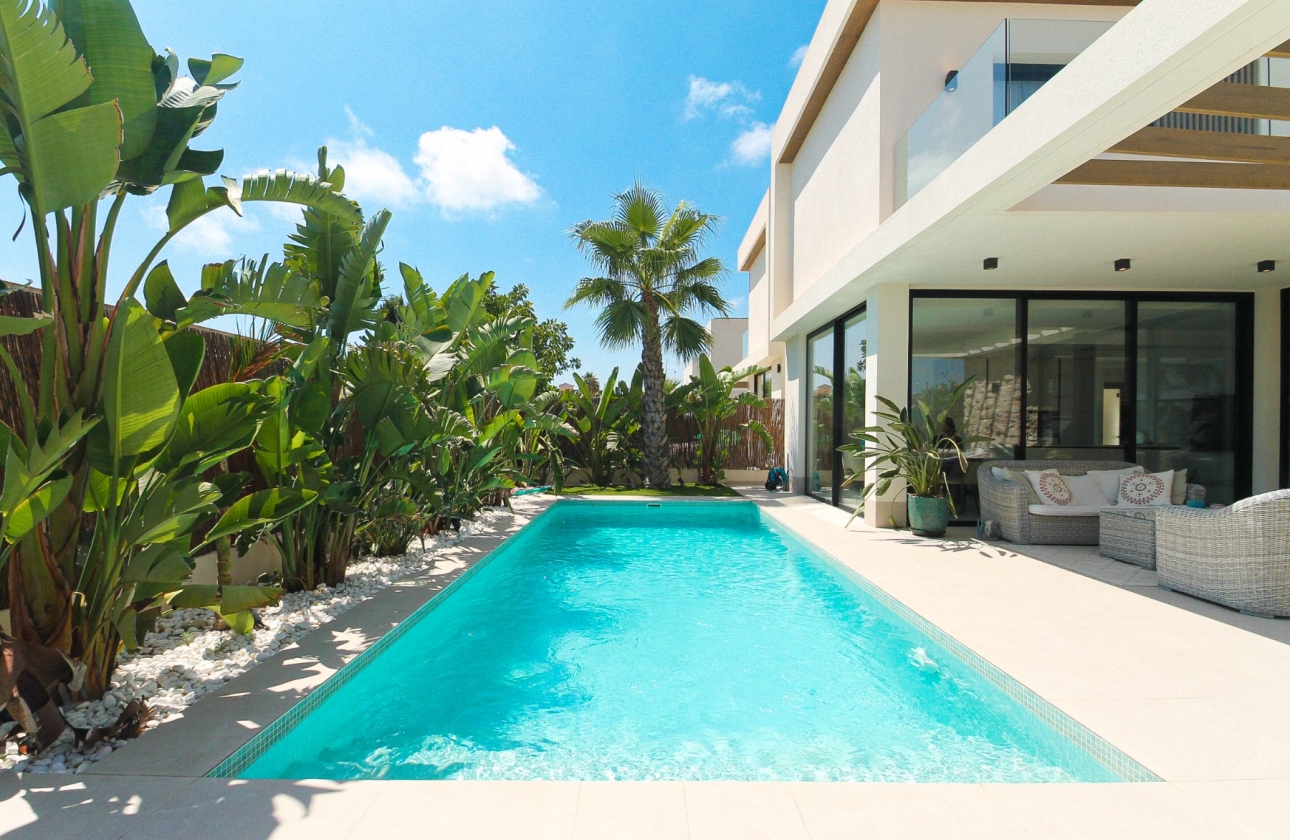 Resale - Villa - Orihuela Costa - Lomas De Cabo Roig