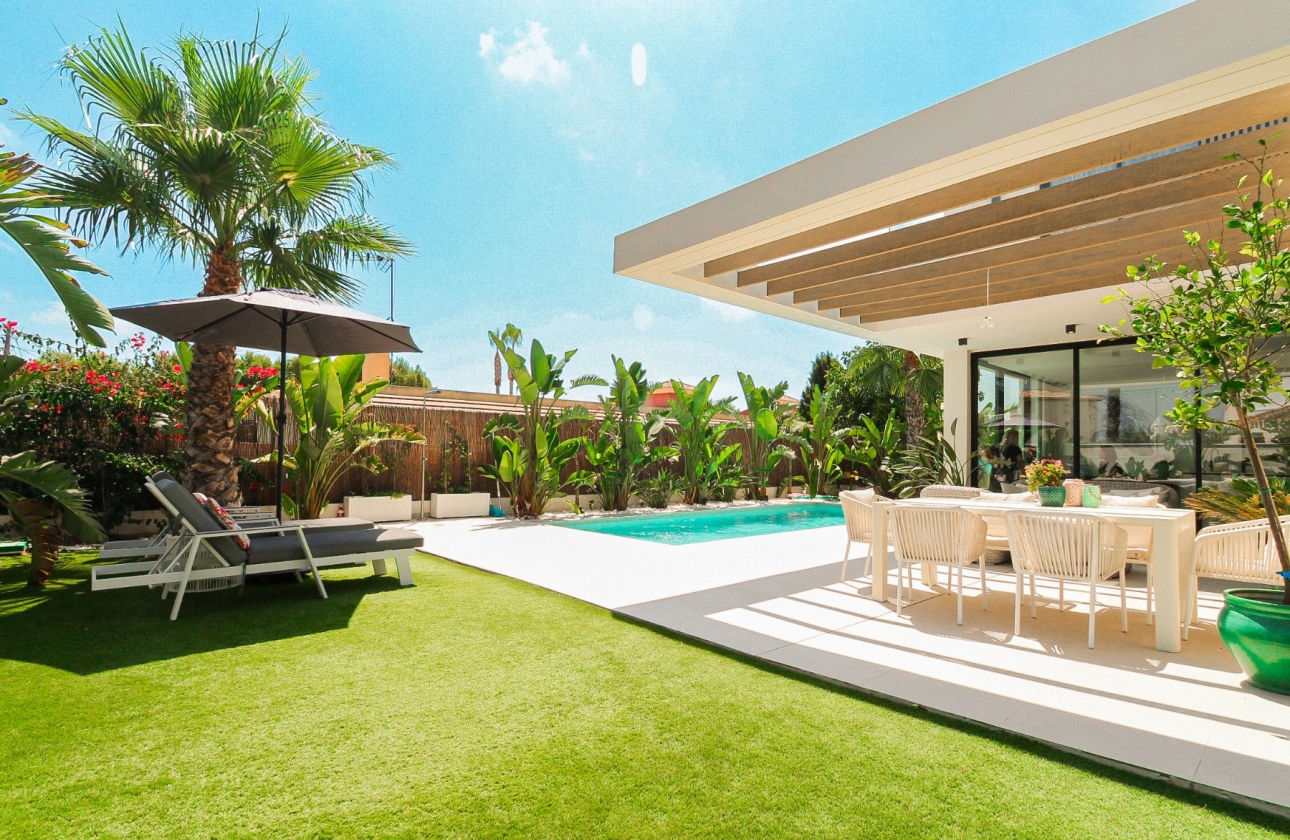 Resale - Villa - Orihuela Costa - Lomas De Cabo Roig