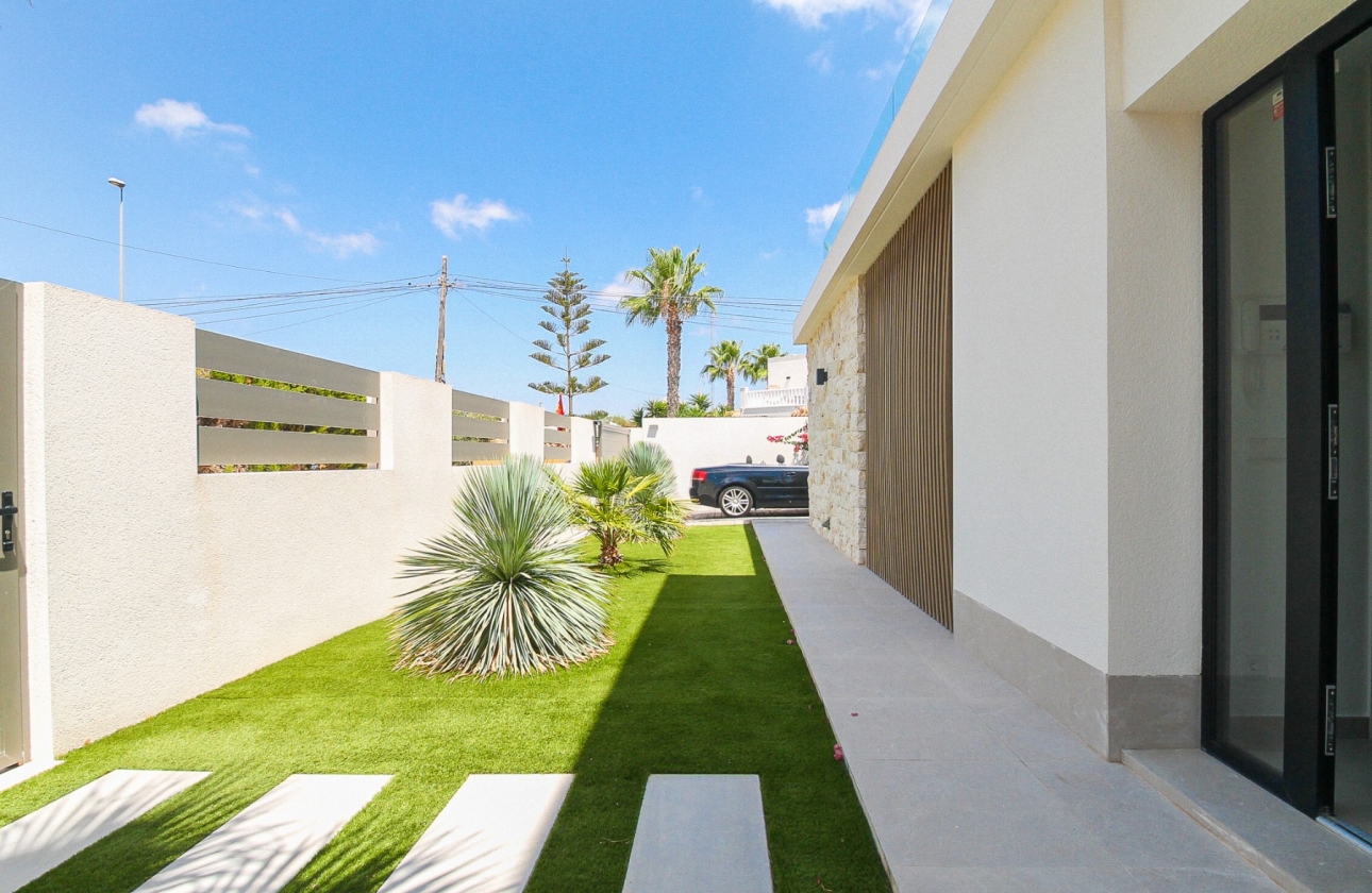 Resale - Villa - Orihuela Costa - Lomas De Cabo Roig