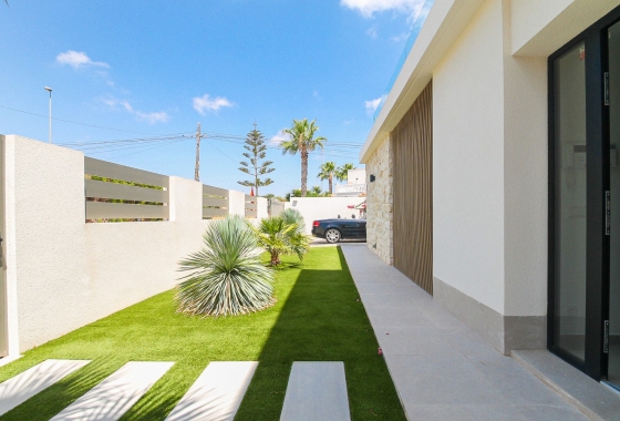 Resale - Villa - Orihuela Costa - Lomas De Cabo Roig