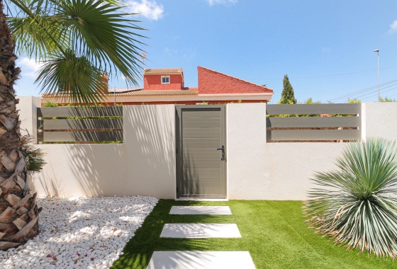 Resale - Villa - Orihuela Costa - Lomas De Cabo Roig
