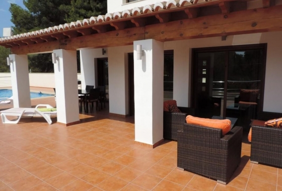 Resale - Villa - Moraira - Pinar de Advocat-Cometa