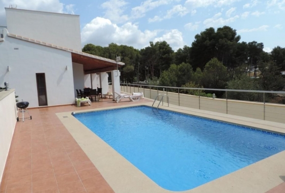 Resale - Villa - Moraira - Pinar de Advocat-Cometa