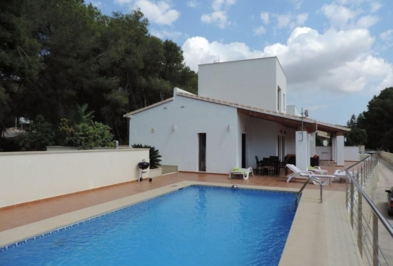 Resale - Villa - Moraira - Pinar de Advocat-Cometa