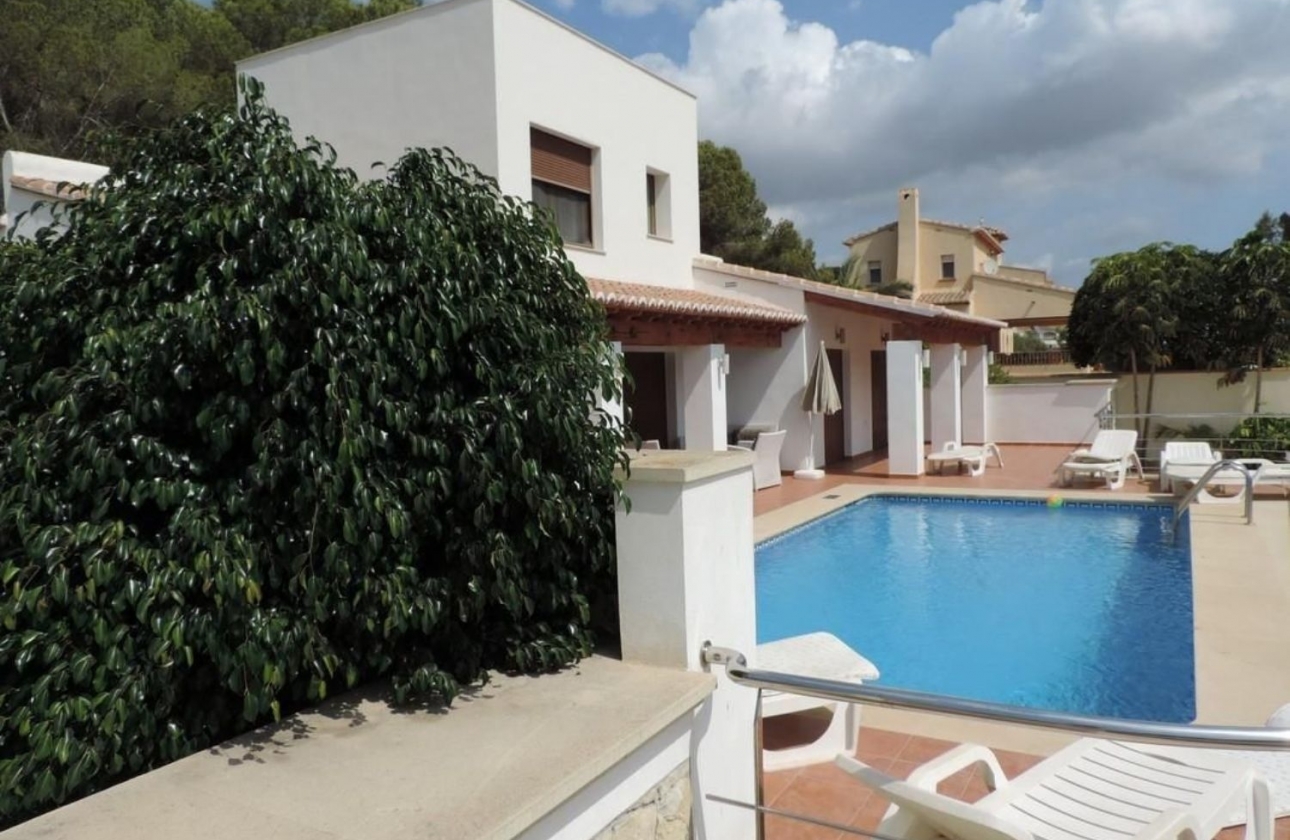 Resale - Villa - Moraira - Pinar de Advocat-Cometa