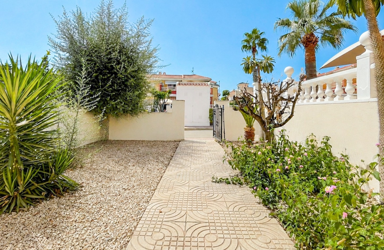 Resale - House - Ciudad Quesada - Doña Pepa