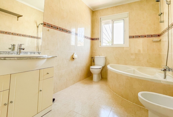 Resale - House - Ciudad Quesada - Doña Pepa