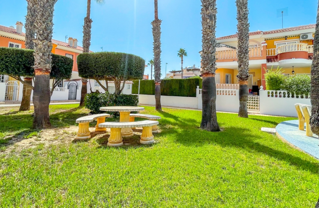 Resale - House - Ciudad Quesada - Doña Pepa