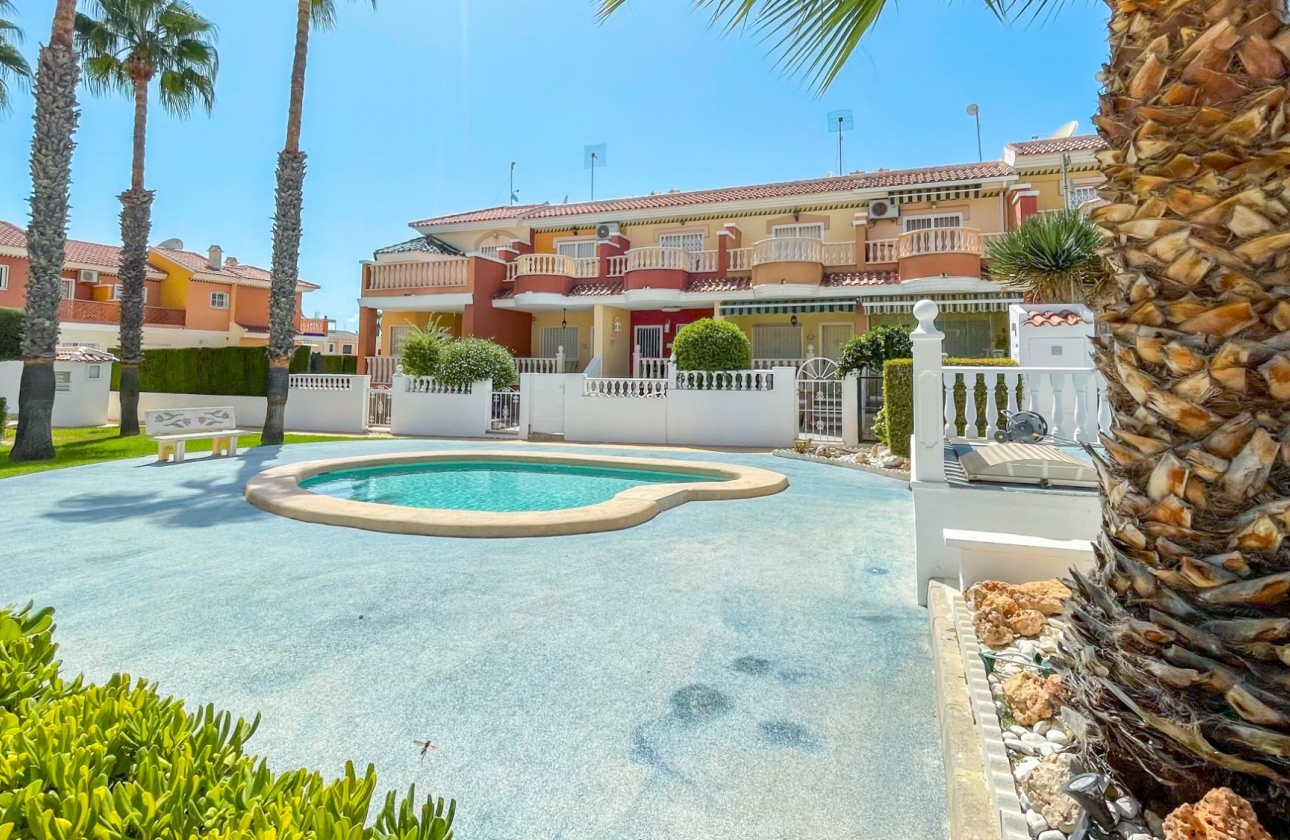 Resale - House - Ciudad Quesada - Doña Pepa