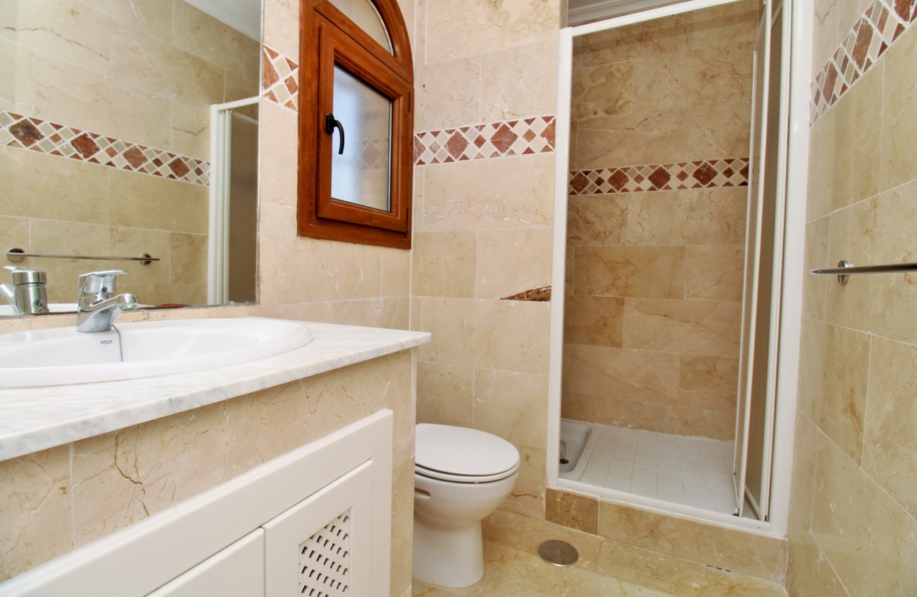 Resale - Apartment / flat - Villamartin - Pau 8
