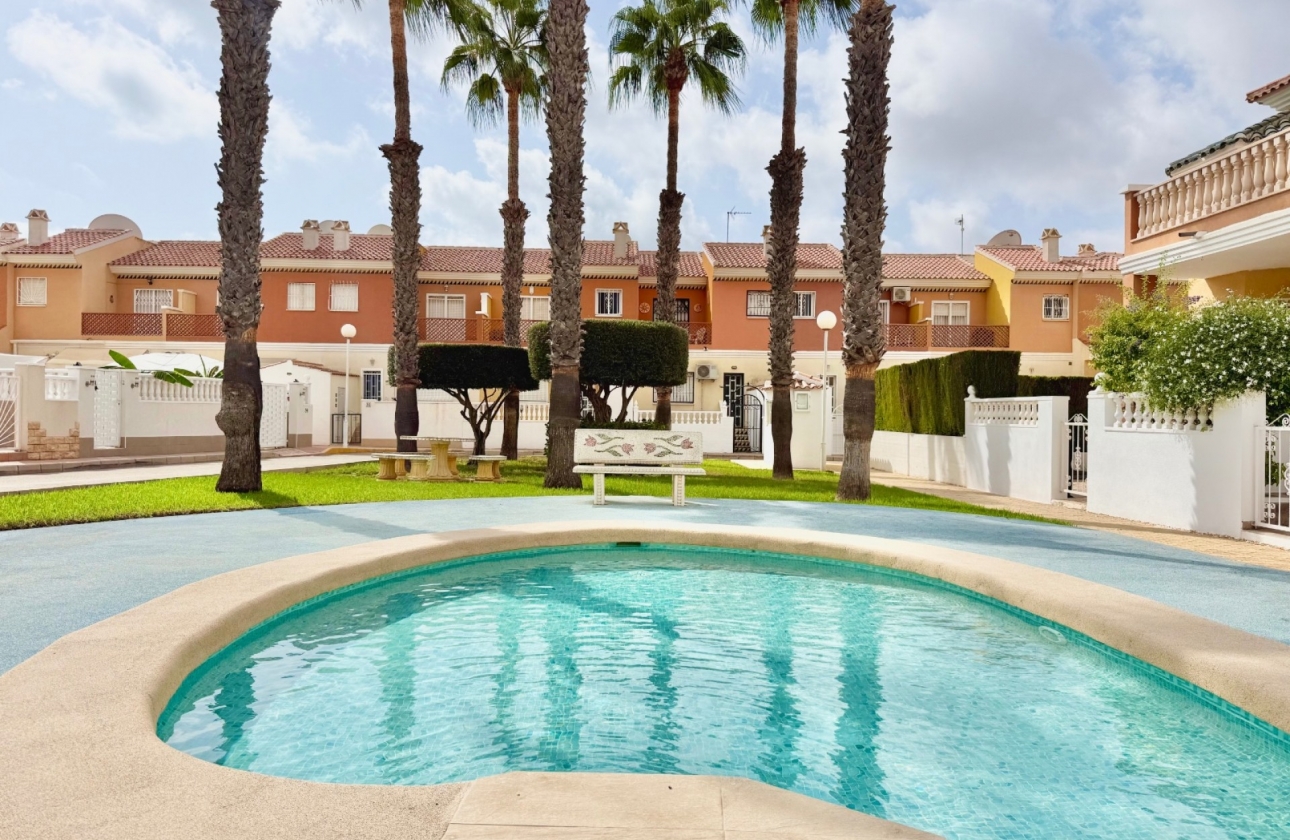 Resale - House - Ciudad Quesada - Doña Pepa