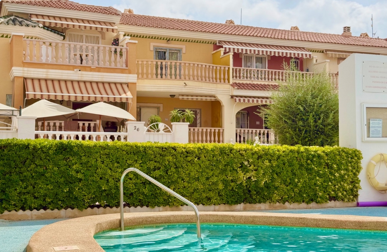 Resale - House - Ciudad Quesada - Doña Pepa