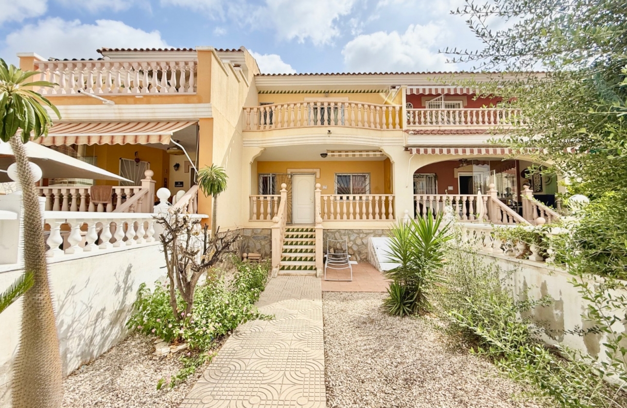 Resale - House - Ciudad Quesada - Doña Pepa