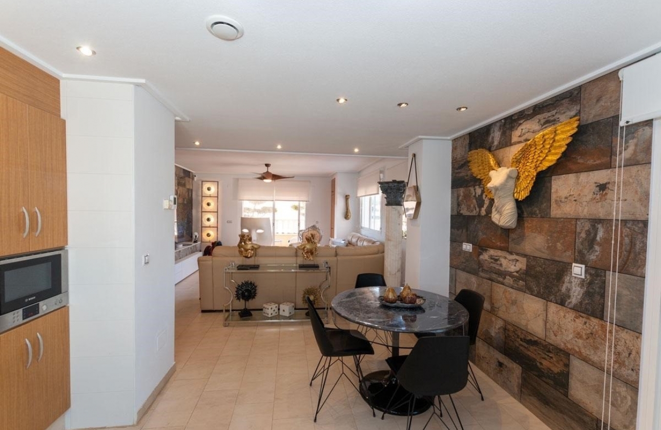 Herverkoop - Appartement / flat - Orihuela Costa - Los Dolses