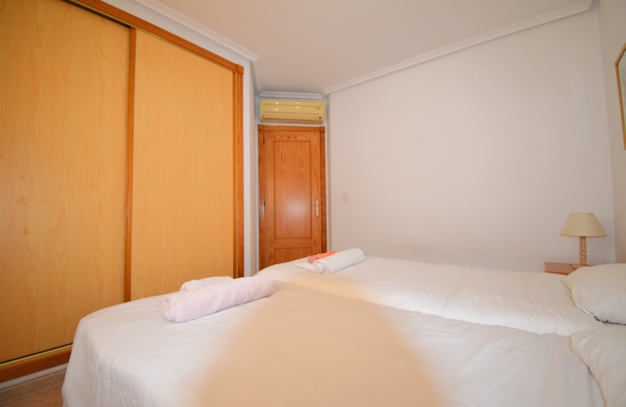 Herverkoop - Appartement / flat - Orihuela Costa - Playa Flamenca