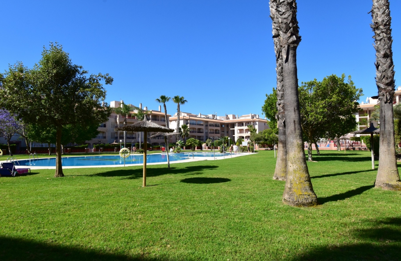 Herverkoop - Appartement / flat - Orihuela Costa - Playa Flamenca