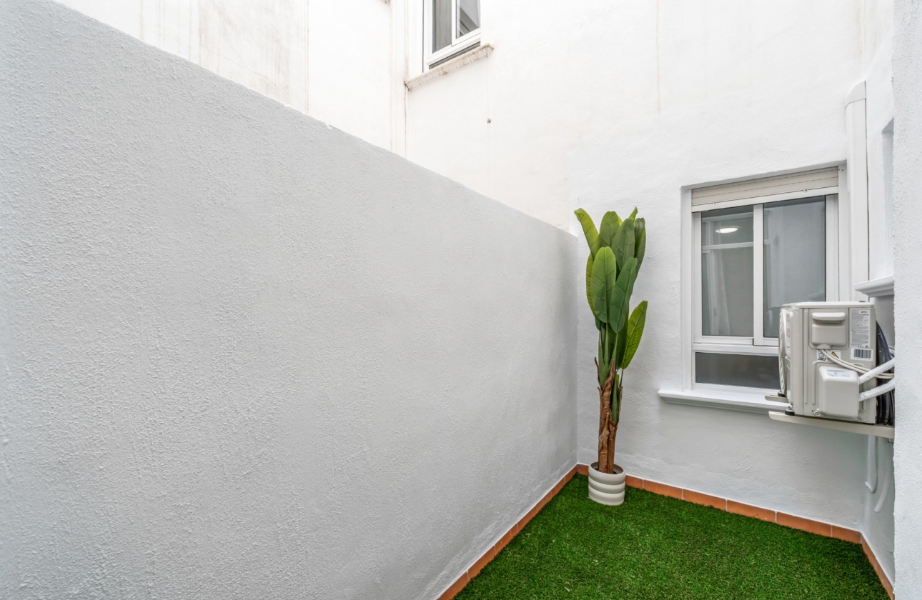 Resale - Apartment / flat - Orihuela Costa - Playa Flamenca