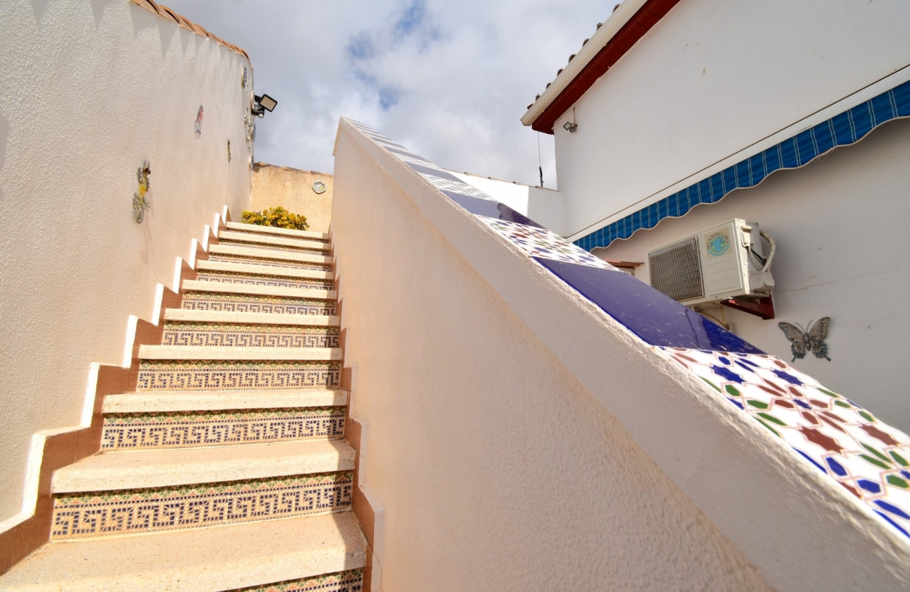 Resale - Villa - Orihuela Costa - Playa Flamenca