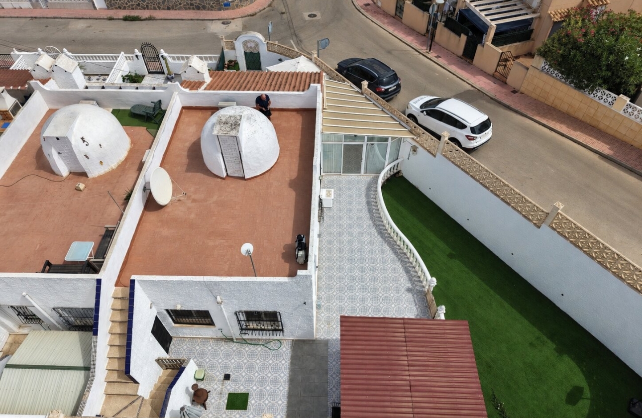 Resale - House - Orihuela Costa - Villamartín