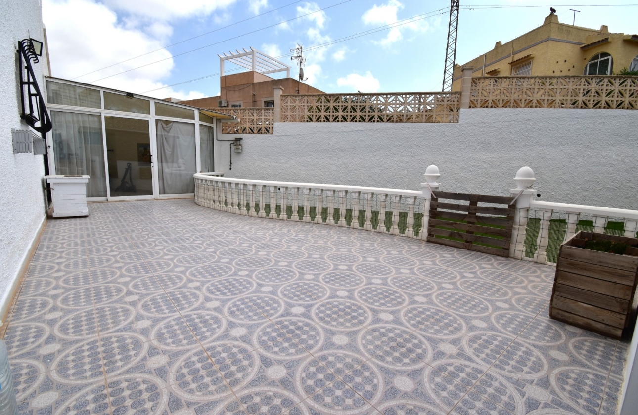Resale - House - Orihuela Costa - Villamartín