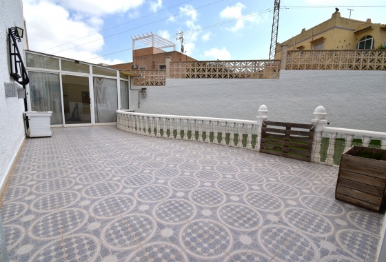 Resale - House - Orihuela Costa - Villamartín