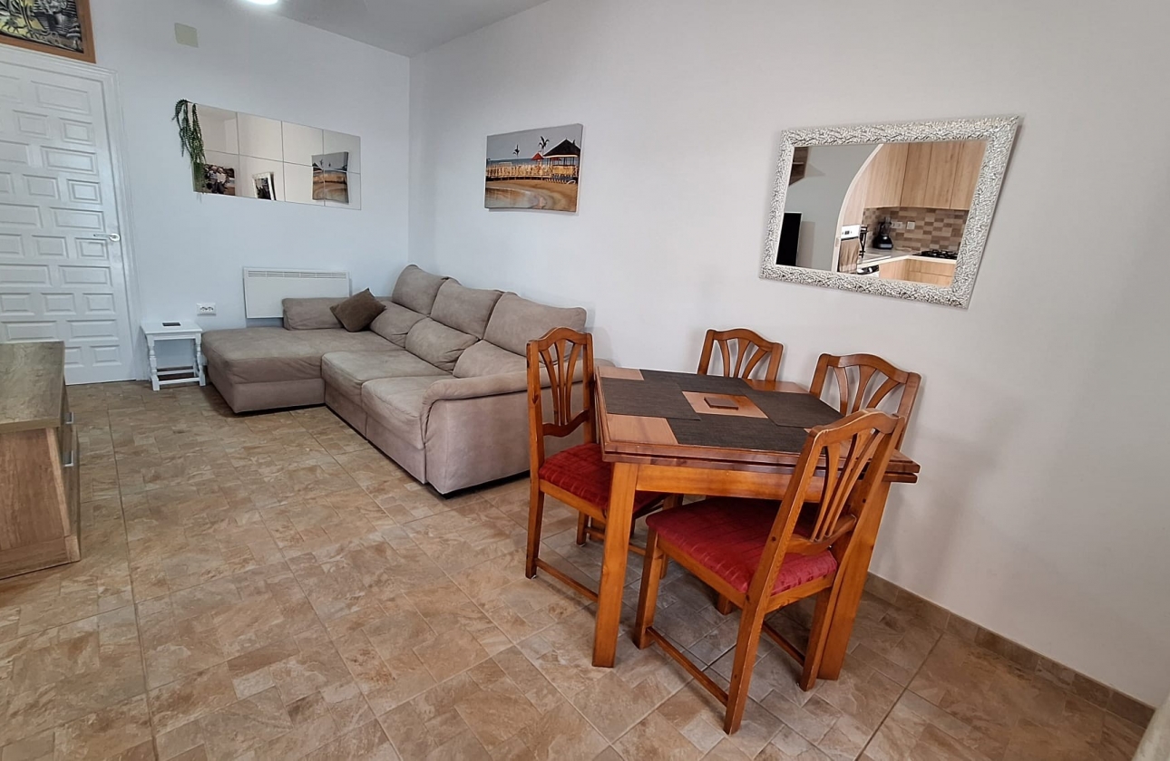 Resale - House - Orihuela Costa - Villamartín