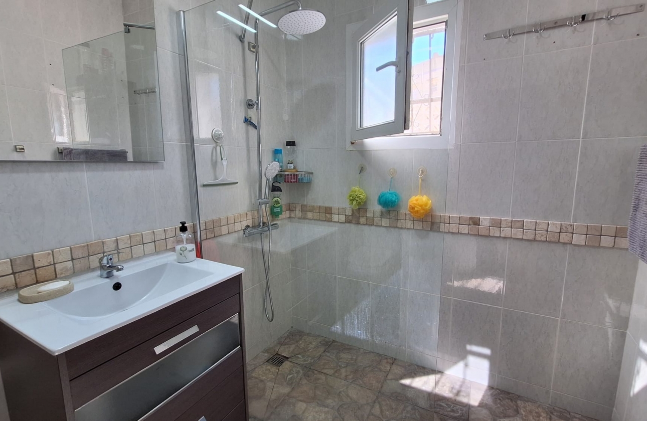 Resale - House - Orihuela Costa - Villamartín