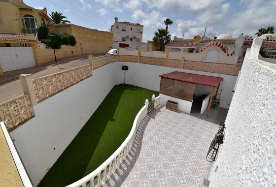 Resale - House - Orihuela Costa - Villamartín