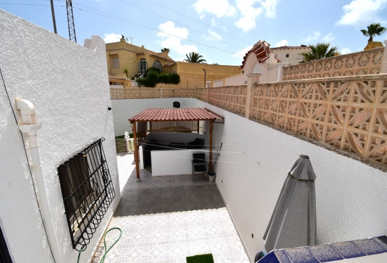Resale - House - Orihuela Costa - Villamartín