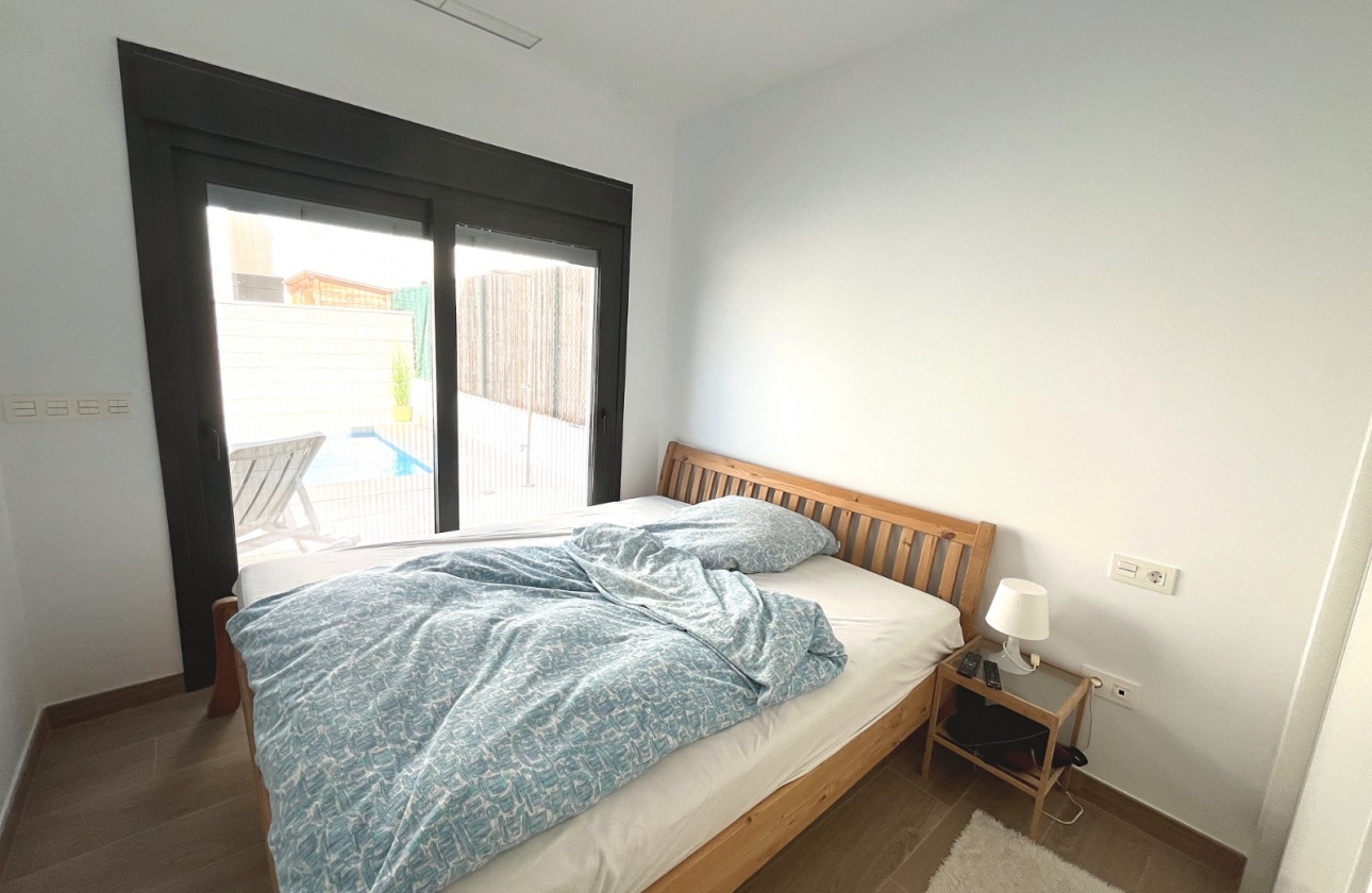Resale - Villa - Ciudad Quesada - Pueblo Bravo