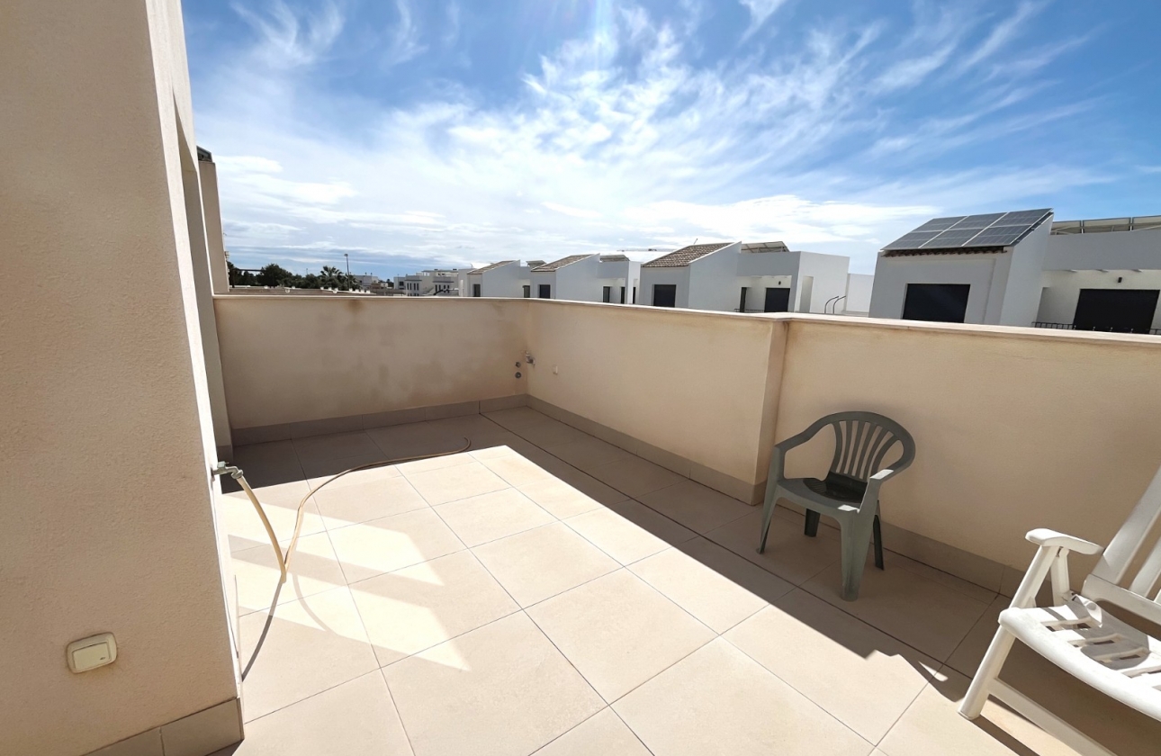 Resale - Villa - Ciudad Quesada - Pueblo Bravo