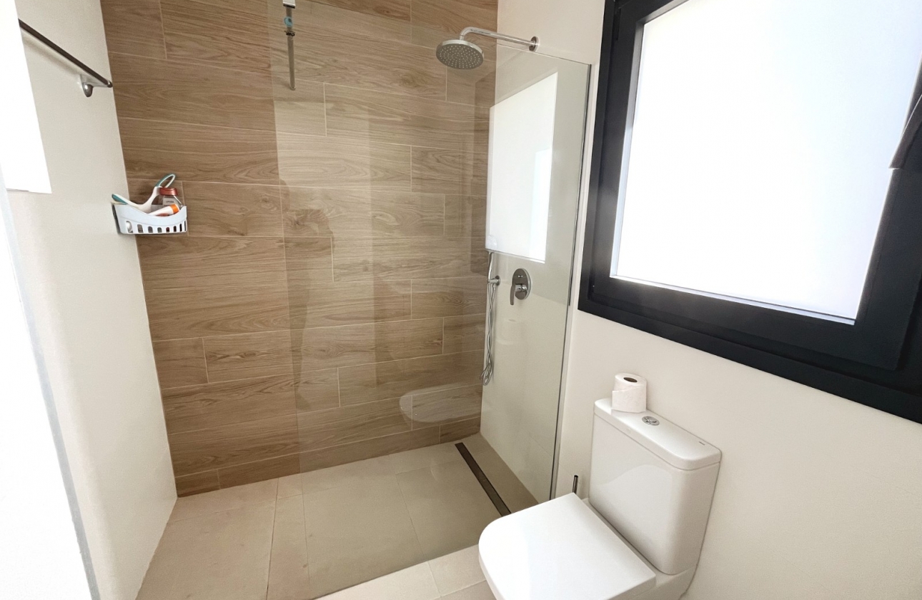 Resale - Villa - Ciudad Quesada - Pueblo Bravo