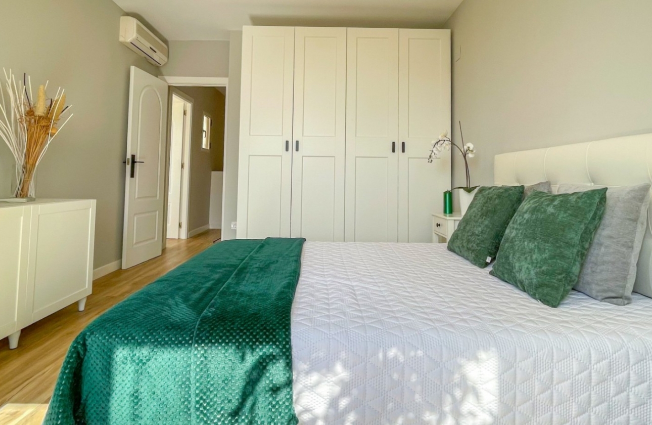 Resale - House - Orihuela Costa - Los Altos *